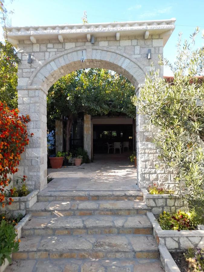 Bar Restorant Hotel Altini Vlore Exterior photo